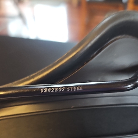 3 Black Bicycle Saddle Seat Set - Picture 5 of 6